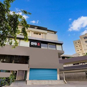 Hotel O Shanti Sadan